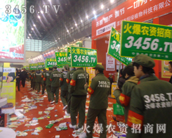 年輕的火爆戰(zhàn)士，為迎接任何挑戰(zhàn)而不懈努力